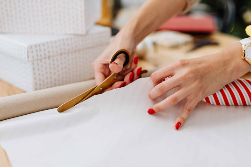 How to Wrap the Perfect Present